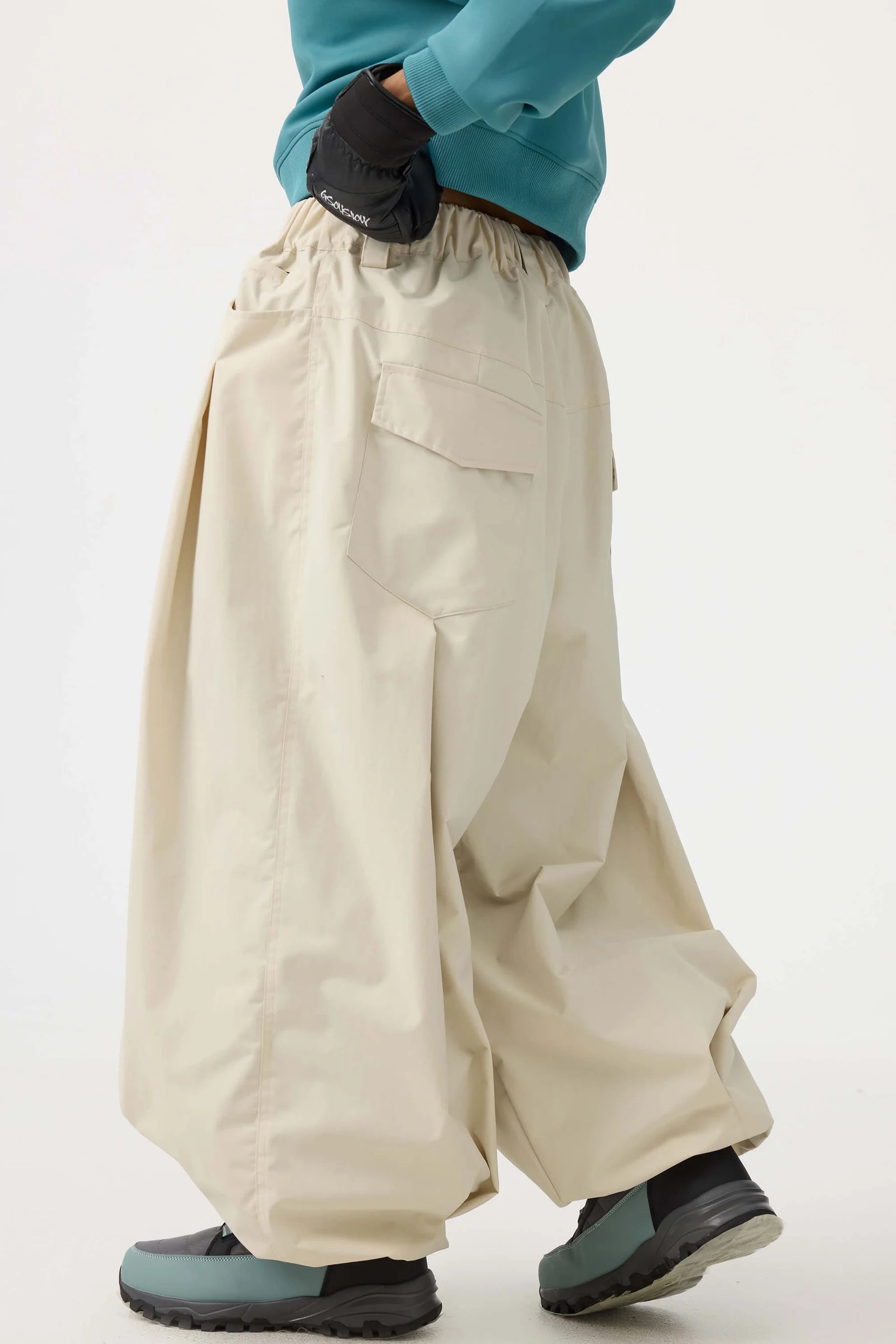 GS / Parachute Snow Pants / 5