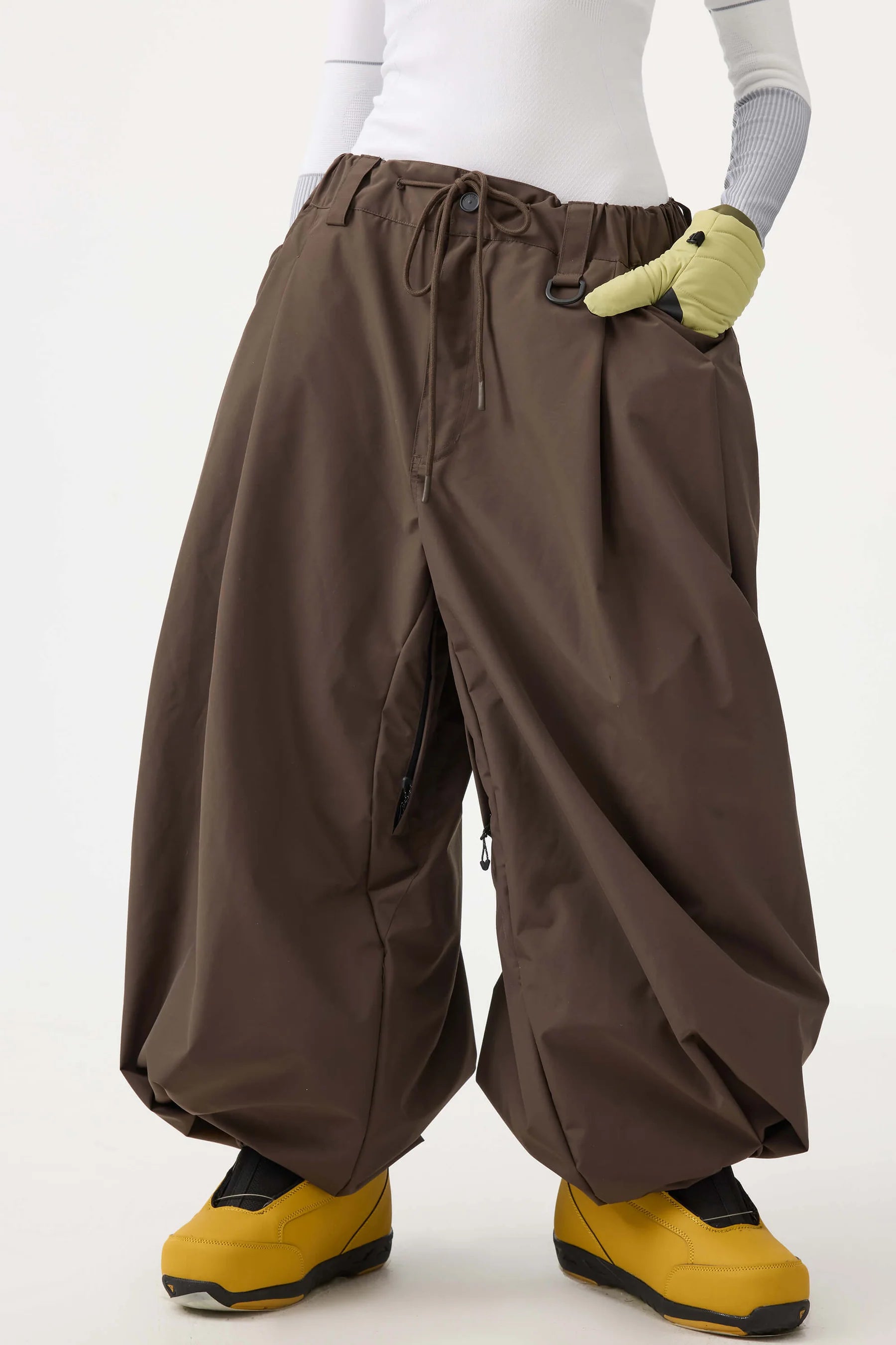 GS / Parachute Snow Pants / 5